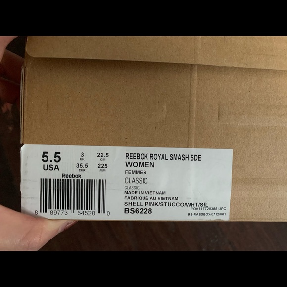 Reebok classic shoes - Picture 5 of 5